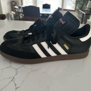 MENS black SAMBAS